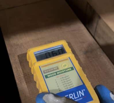 measuring the wood moisture content